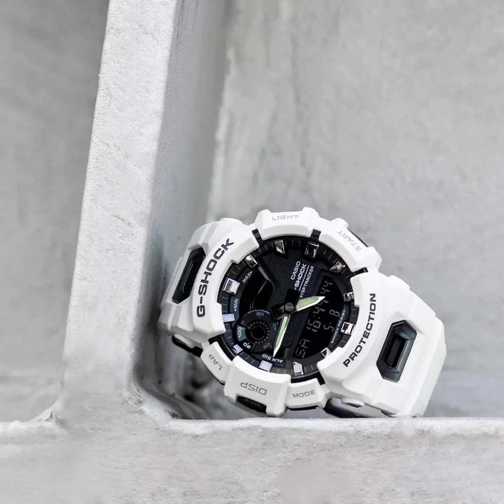 Reloj Casio G-Shock G-Squad GBA900-7A Bluetooth Mobile Link Digital Analogico Luz Led Blanco Negro