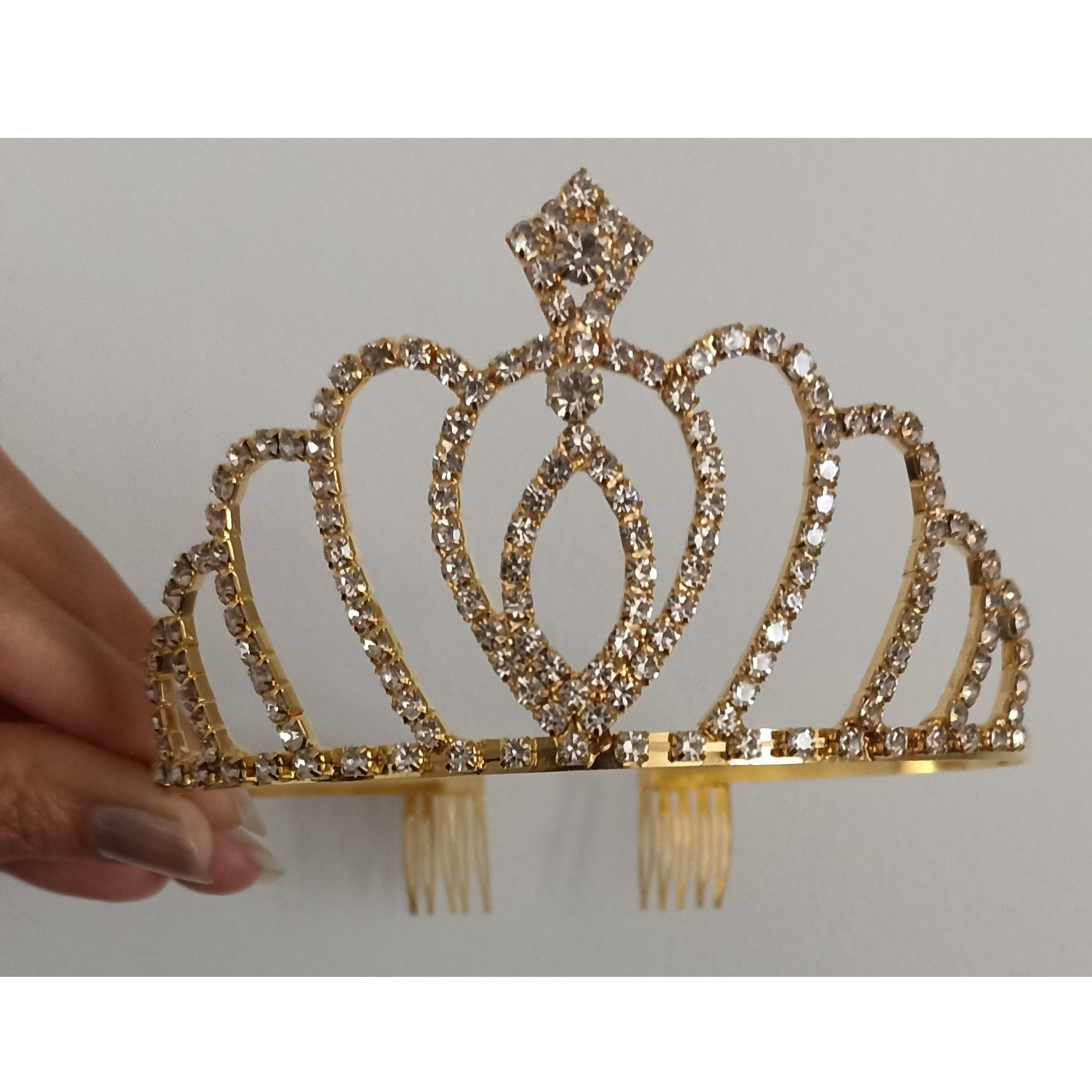 Corona Tiara Diadema Dorada Grande Cumpleaños Fiesta Princesa Modelo Ana