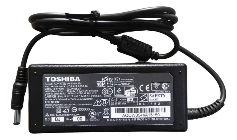 Cargador Genérico Compatible Para Laptop Toshiba 19V 3,42A 65W 5,5X2,5
