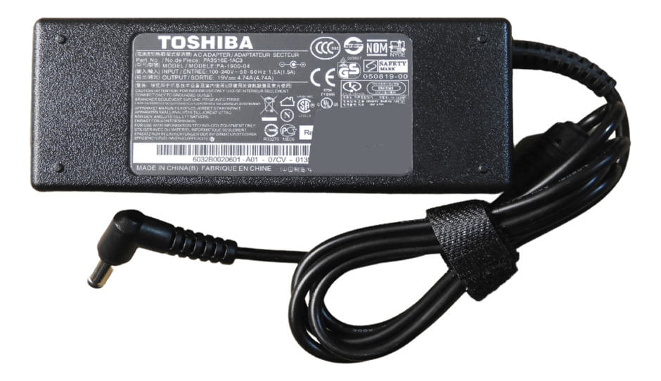 Cargador Genérico Compatible Para Laptop Toshiba 19V 4,74A 90W 5,5X2,5