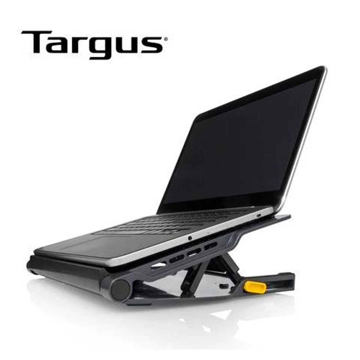 Cooler Targus Para Notebook 17 Pulgadas Chill Mat Dual Fan 4 Portos de Usb Black